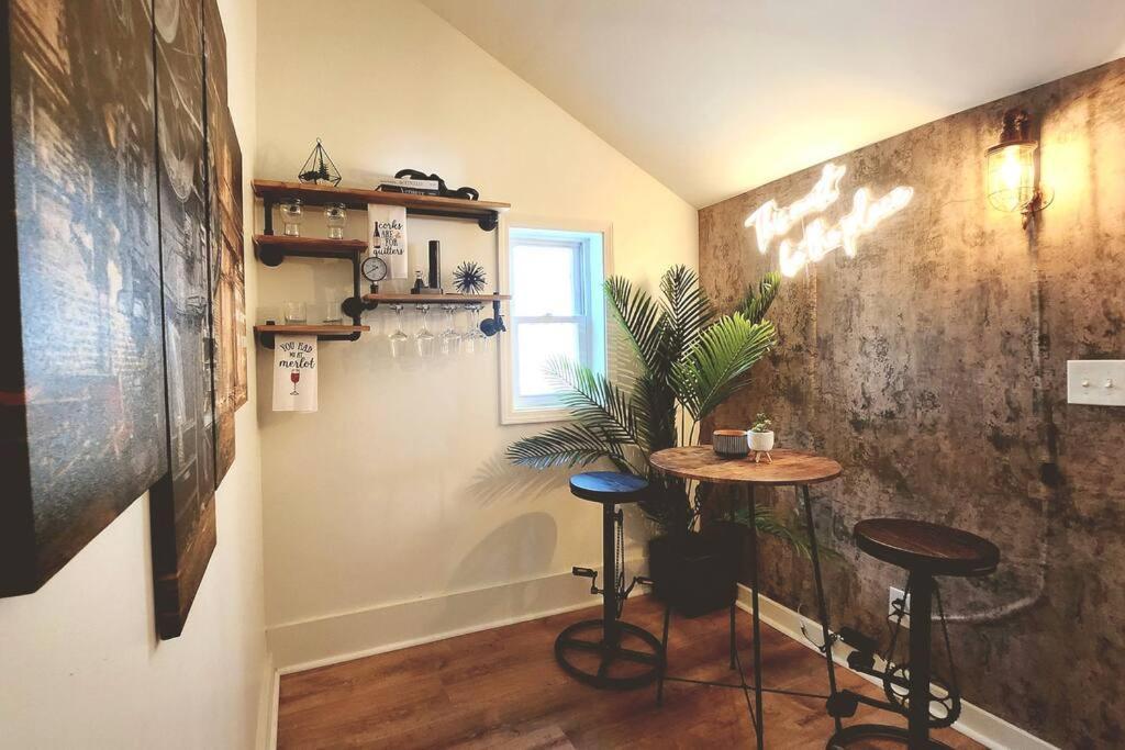 The Modern Forge Ny, Honeoye Lake Esterno foto