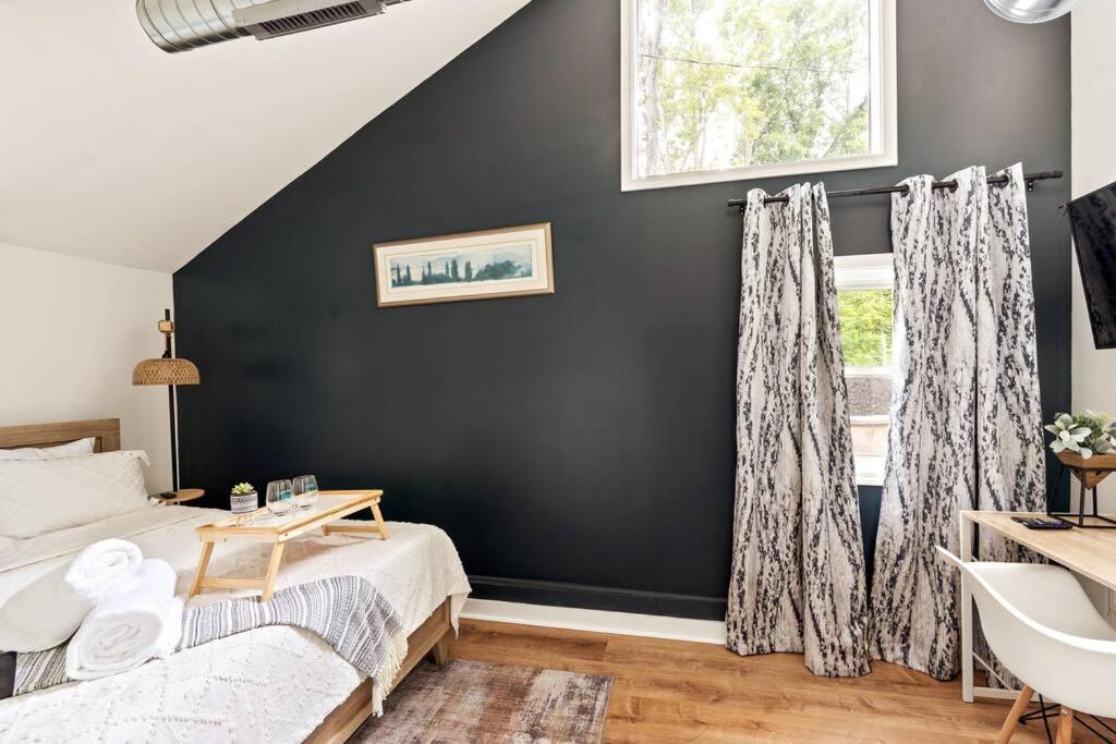 The Modern Forge Ny, Honeoye Lake Esterno foto